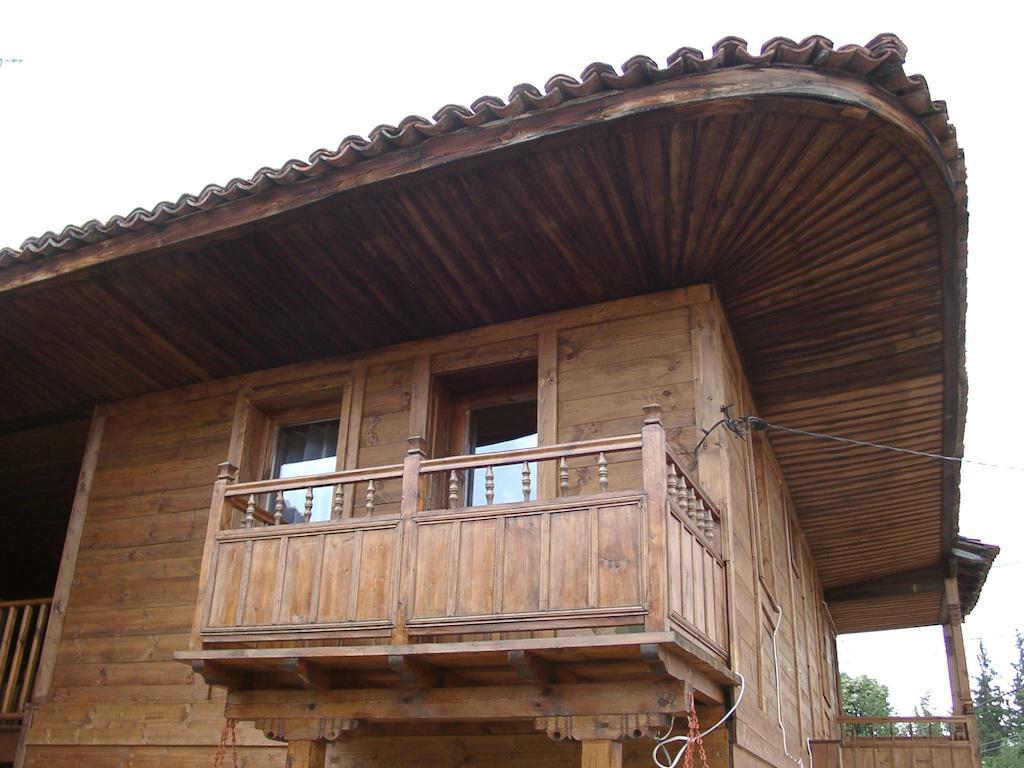 Sarafova Guest House Koprivstica Kültér fotó