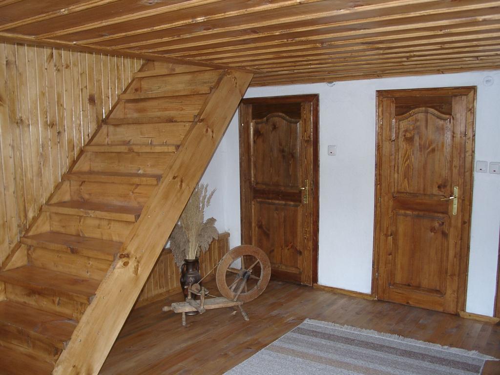 Sarafova Guest House Koprivstica Kültér fotó