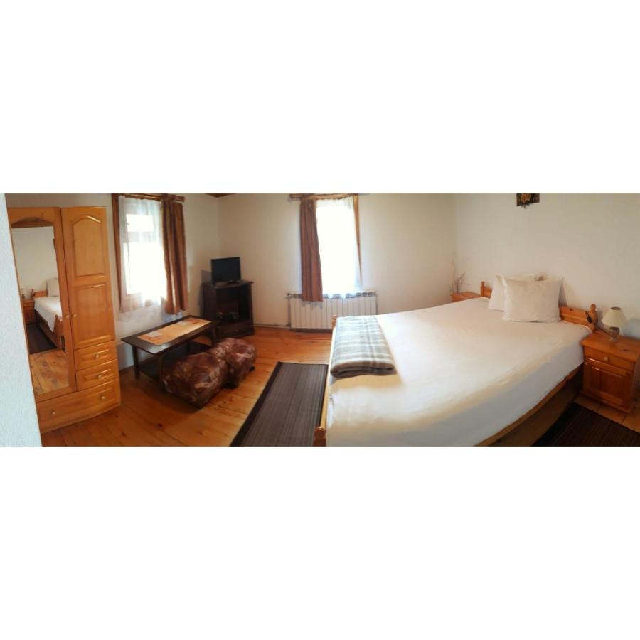 Sarafova Guest House Koprivstica Kültér fotó